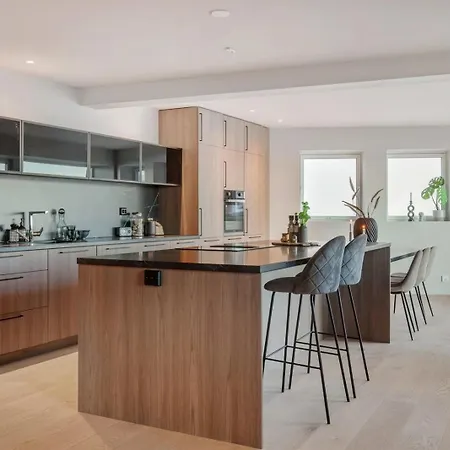 Exclusive Waterfront - Perfect For Ons Apartman *